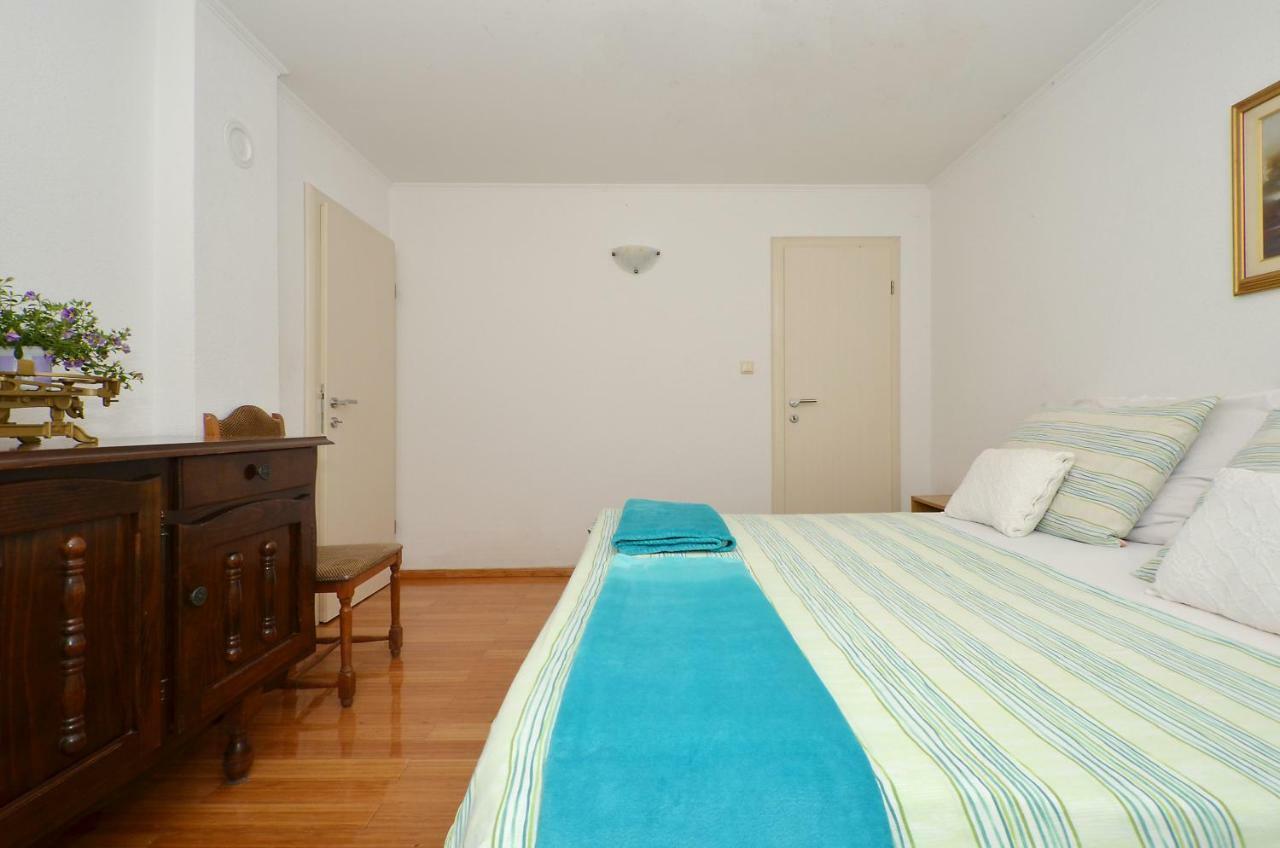 Apartment Wisteria Rogoznica  Ngoại thất bức ảnh